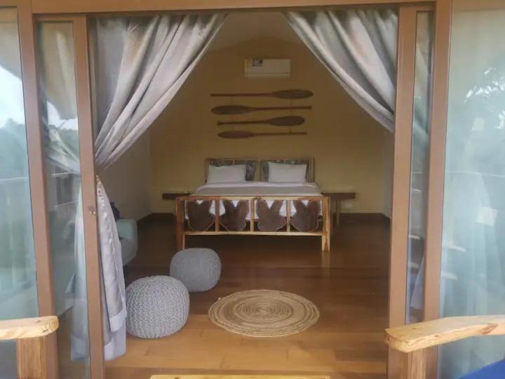 Gatun Lake Lodge Hotel Pueblo Nuevo  ภายนอก รูปภาพ