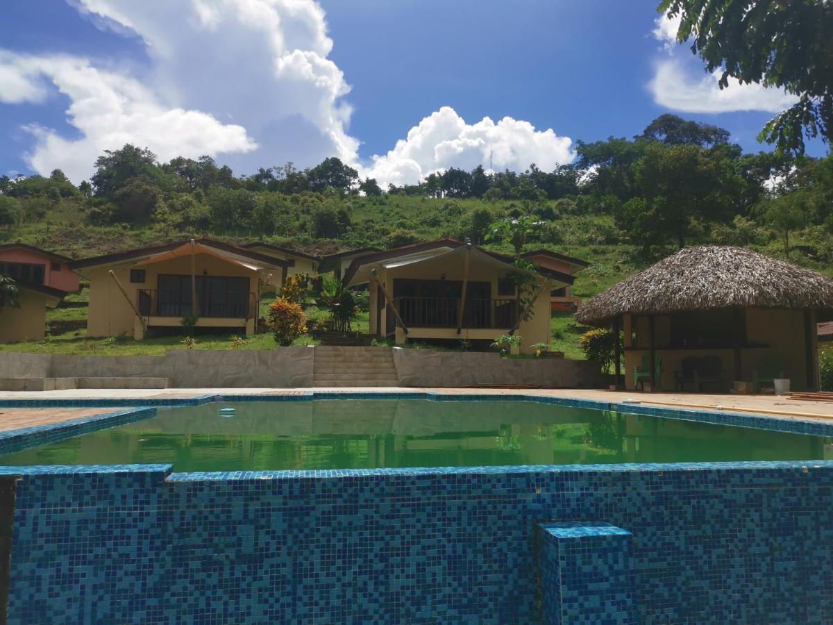 Gatun Lake Lodge Hotel Pueblo Nuevo  ภายนอก รูปภาพ
