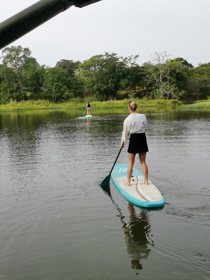 Gatun Lake Lodge Hotel Pueblo Nuevo  ภายนอก รูปภาพ